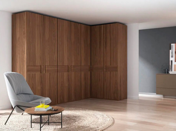 Armario Esquinero de Madera con Puertas Batientes  Muebles Valencia ®  Acabado Nogal Americano Serenity