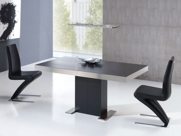 Mesa extensible con tapa porcelánica para salón