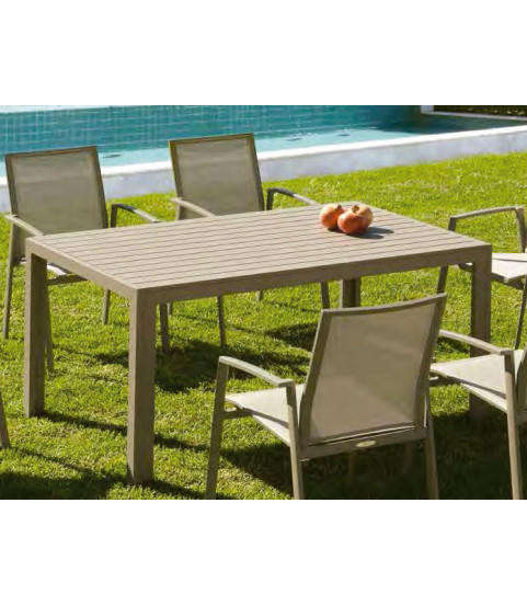 mesa para exteriores