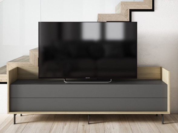 Mueble de TV moderno con cajones en Madrid