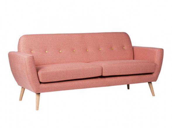 Sofá vintage tapizado en color rosa