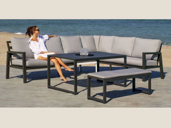 Conjunto sofas y mesa para jardin