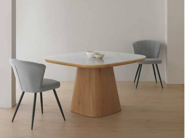 Mesa comedor roble y carámica