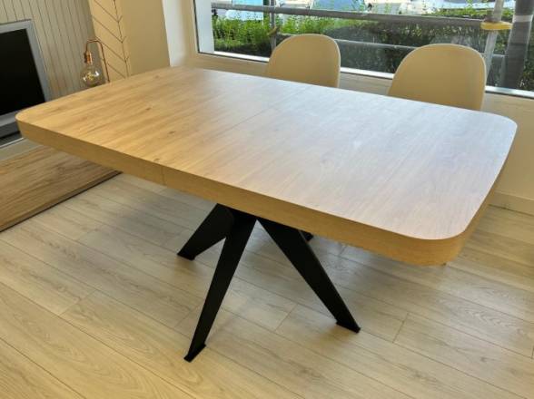 Mesa de comedor extensible...