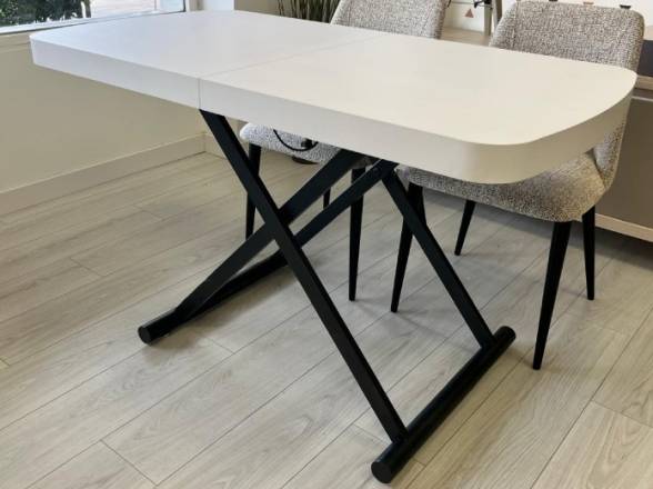 Mesa elevable y extensible...