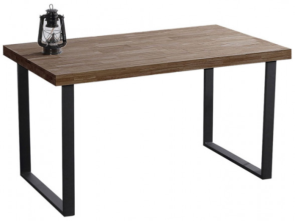 Mesa de comedor para decoración industrial