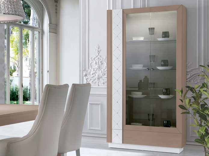 Las más modernas vitrinas en Gijón | Muebles Valencia