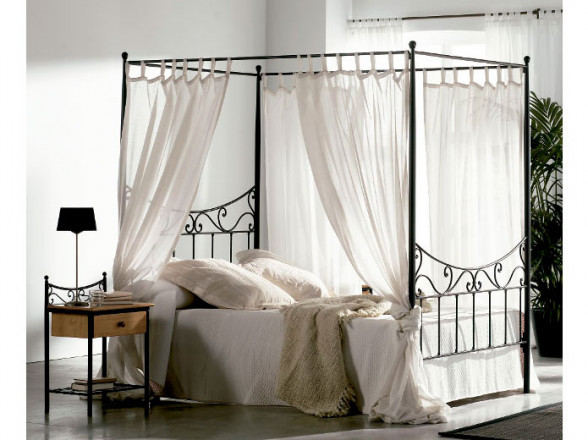 Cama con dosel de forja en Madrid - Muebles Valencia