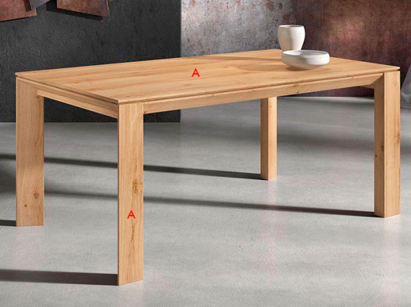 Mesa de comedor de madera