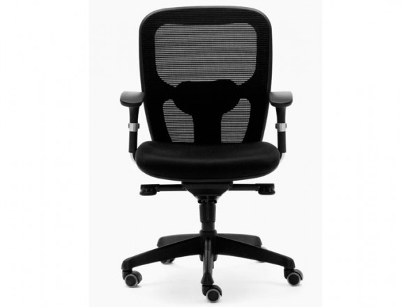 Silla de oficina negra con ruedas