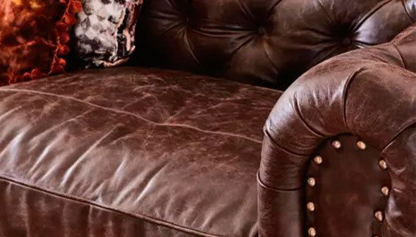 Sofás tapizados en piel Experta en Muebles Valencia, tu tienda de muebles en Madrid